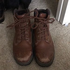 Steel toe boots